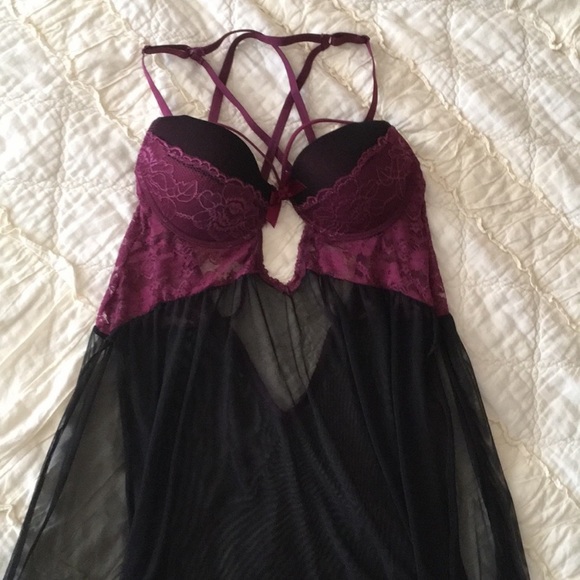 Lingerie - Picture 2 of 4